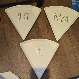 Rae Dunn White Pizza Slice Plates